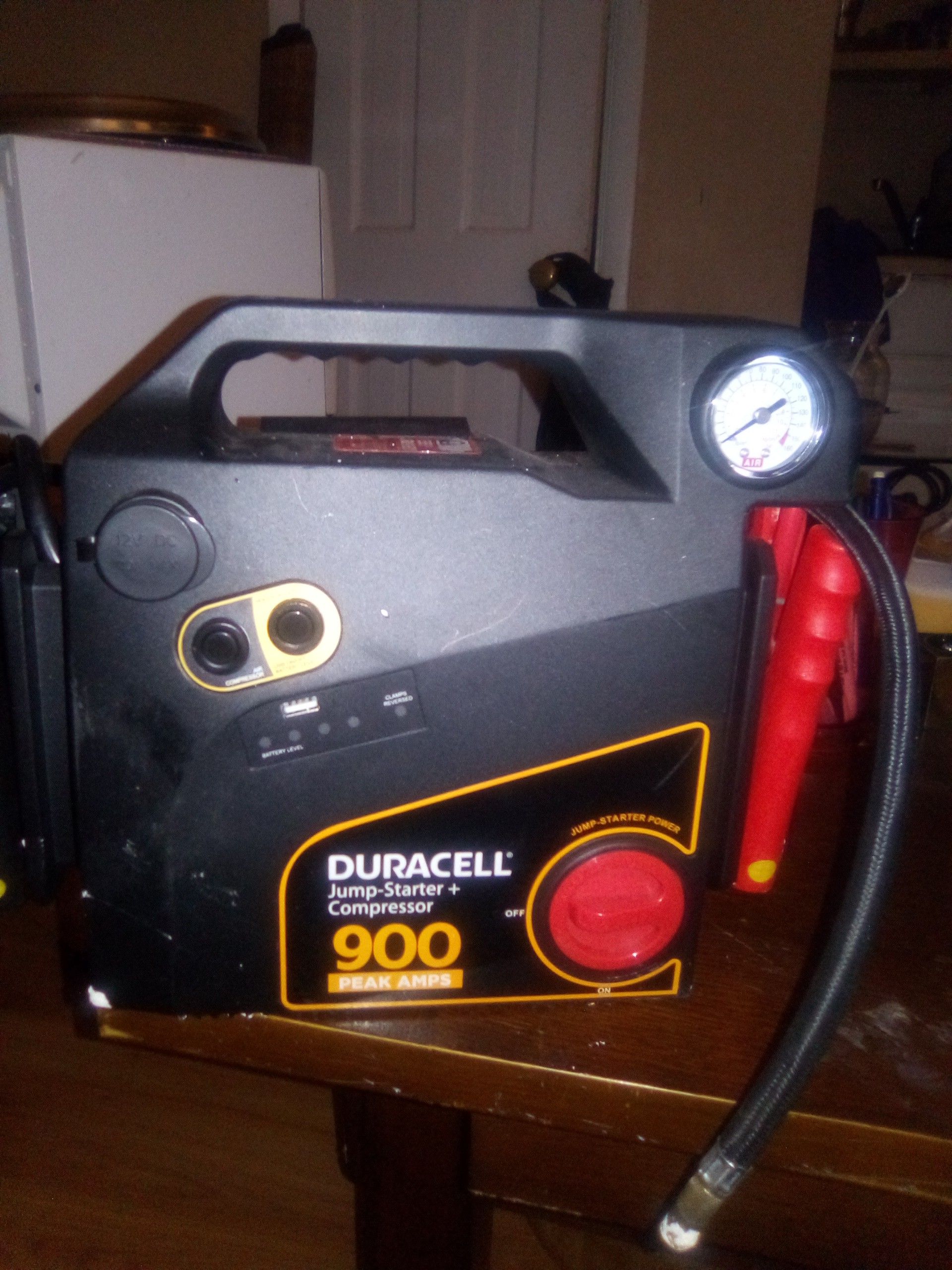 Duracell Jump Starter Compressor 900 for Sale in Philadelphia, PA OfferUp