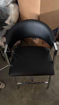 2 chairs