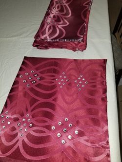 7 piece table cloth set