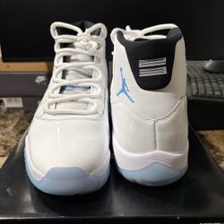 Jordan 11 Legend Blue