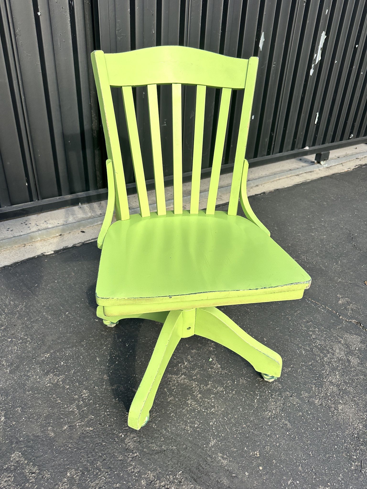  Vintage Swivel Chair