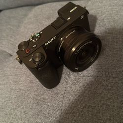 Sony A6700
