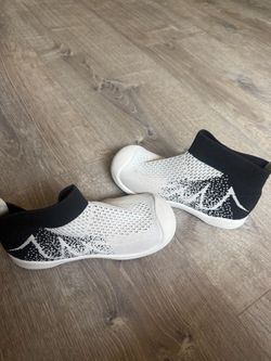 Kids Wrestling Shoes – US Size 10 wide little kid – Like New