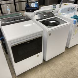 Whirlpool Heavy Duty Washer And Dryer VHBM