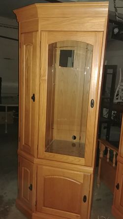 Entertainment center