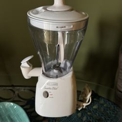 Blender  Smoothie Blast  Like New