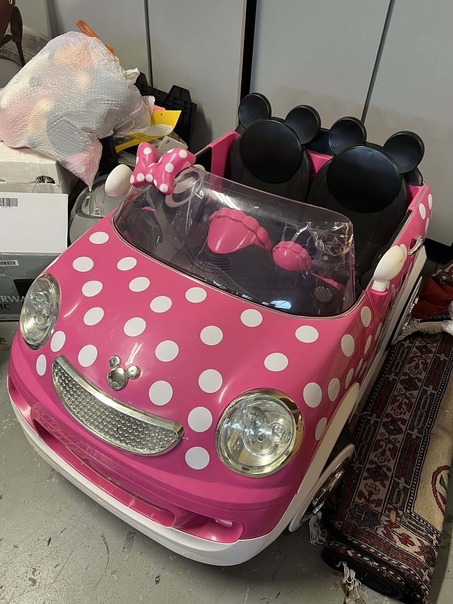 Minnie Mouse Electric Car