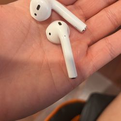 Air Pods Gen 1