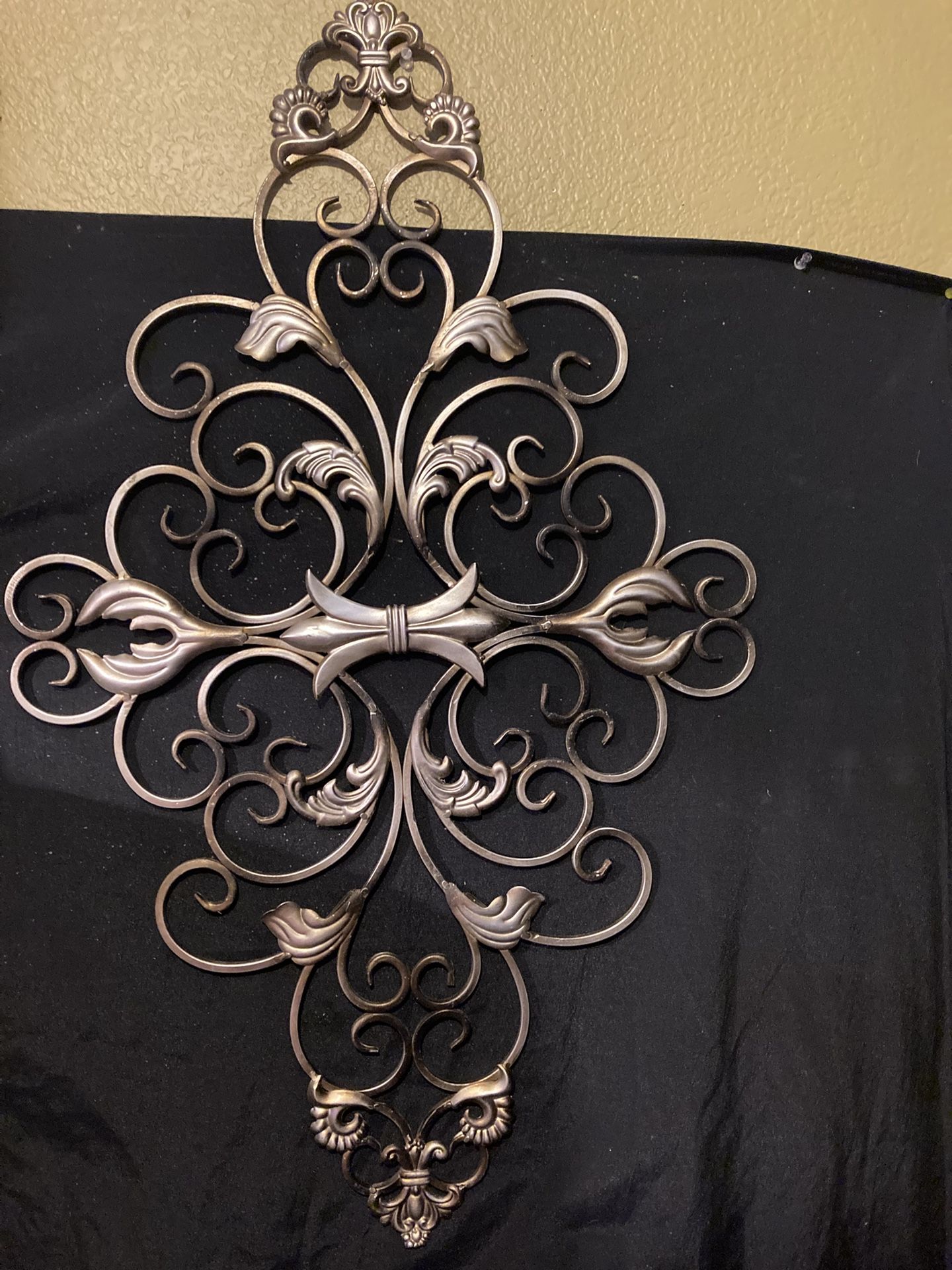 Metal Wall Decoration