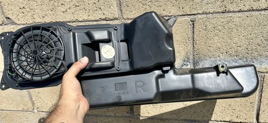 Porsche Boxster Passenger Side Speaker Assembly