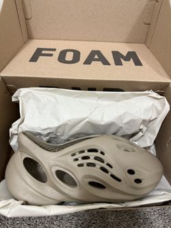 Yeezy Foam Runner Stone Taupe