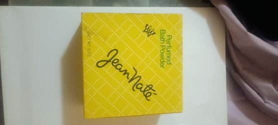 Jean Nate by Charles Of The Ritz Perfumed Body Powder 6 oz