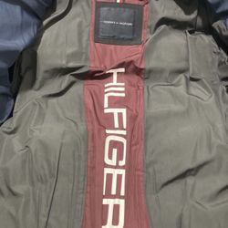 Tommy Hilfiger Men’s Medium Jacket 