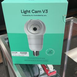 Light cam V3 new inbox, indoor outdoor pan tilt camera security
