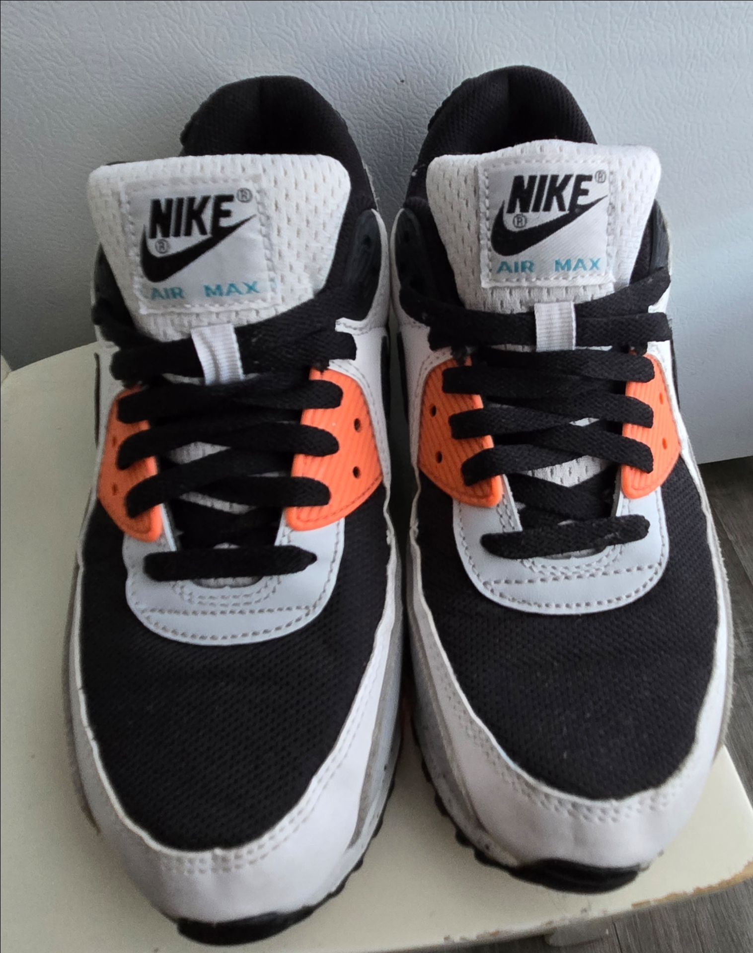 Nike air max