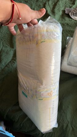 Pampers