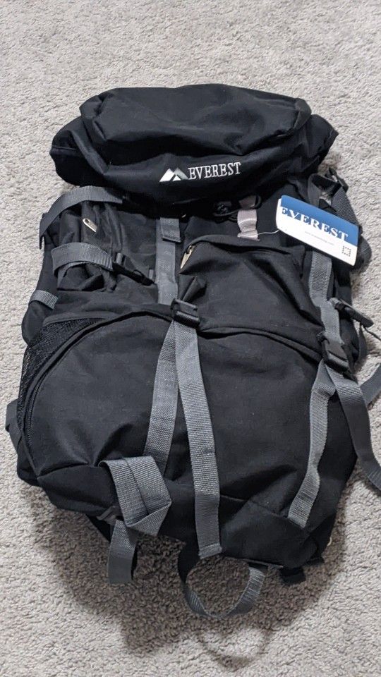 Everest Backpacking Backpack