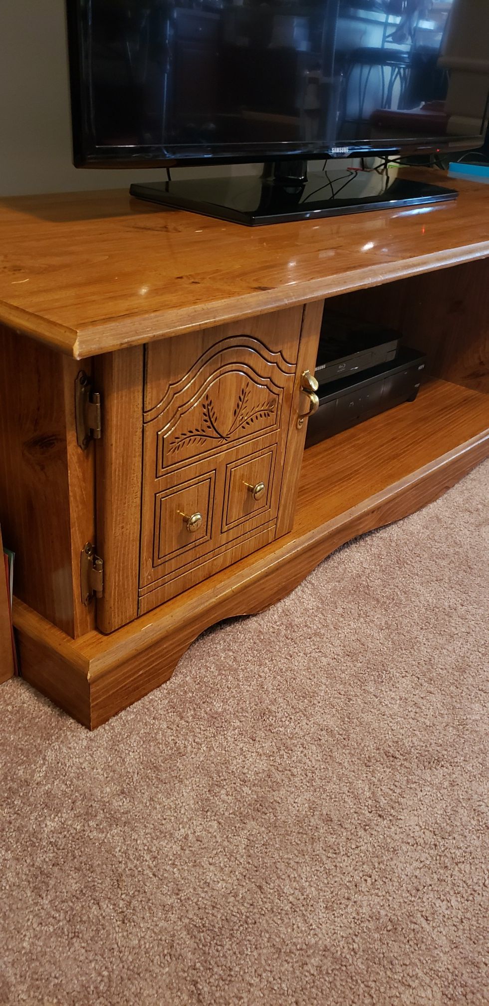 Matching entertainment center/coffee table and 2 end tables for Sale in