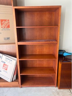 Wooden Bookshelf - 5 shelves
