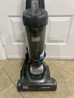 Black  & Decker Air Swivel Vacuum