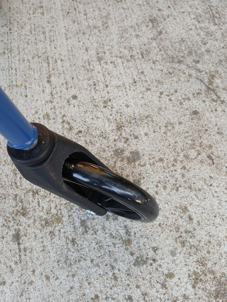 Rolling Walking Chair New