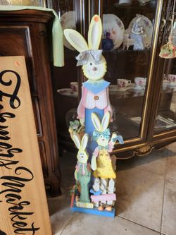 Beautiful Bunny Family Wooden hand painted  Standing Plaque 