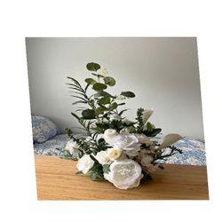 Upgrade Your Celebration with Spectacular Wedding Decor hand attorney