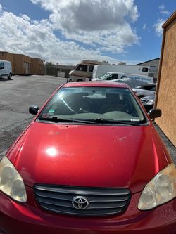 Bugandy 2004 Toyota carolla