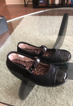 Evening shoes for girl (size 2)