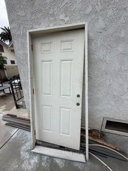 Free door