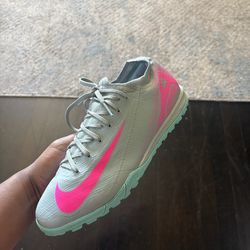 Nike mercurial vapor tf shoes size 7