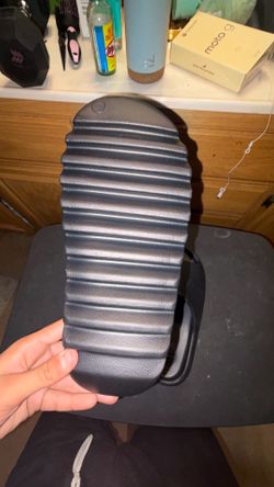 Yeezy slide oynx