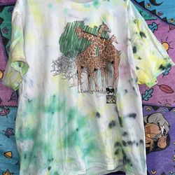 sz XL giraffe tie dyed shirt 