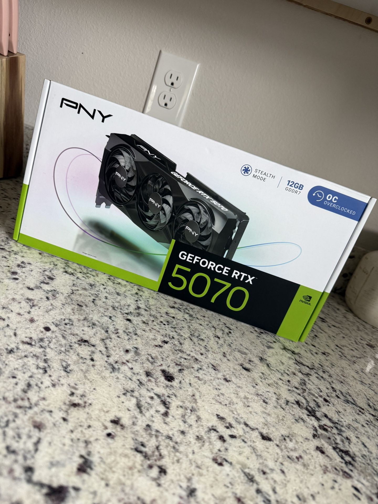 PNY GeForce RTX 5070 OC 12GB GDDR7