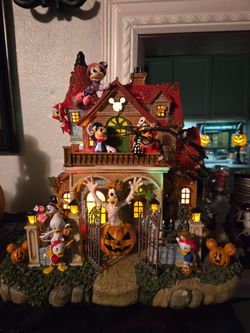Casa de disney halloween