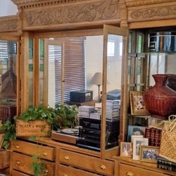 ANTIQUE LIQUIDATION SALE STORAGE UNIT FULL LOT