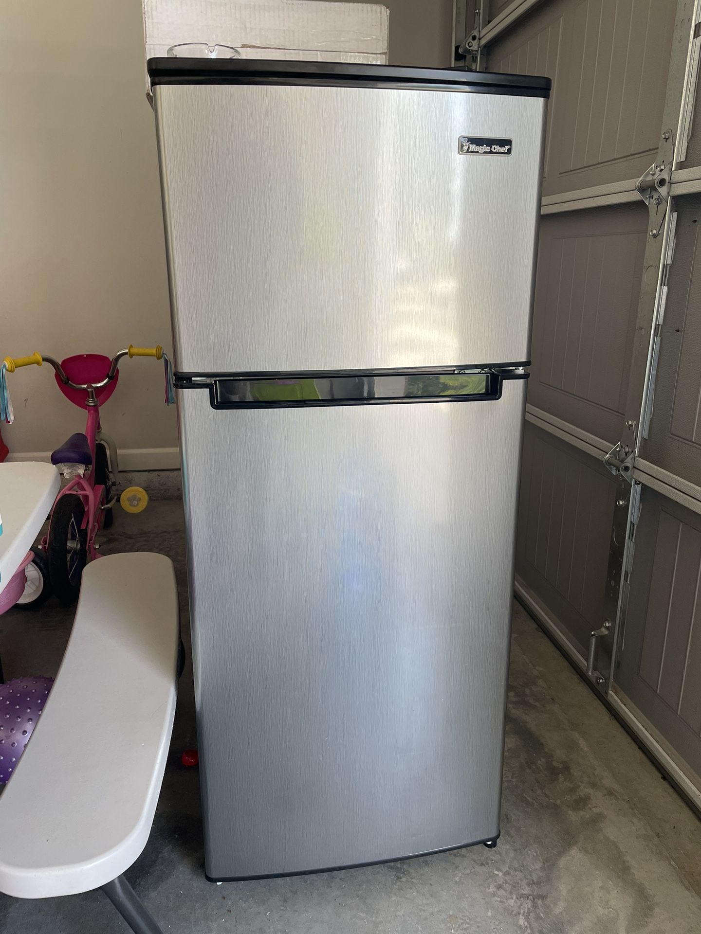 Mini Fridge & Freezer