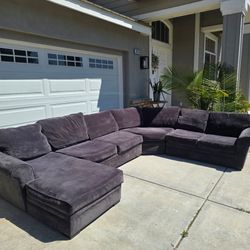 Large Jonathan Louis Sectional Dark gray