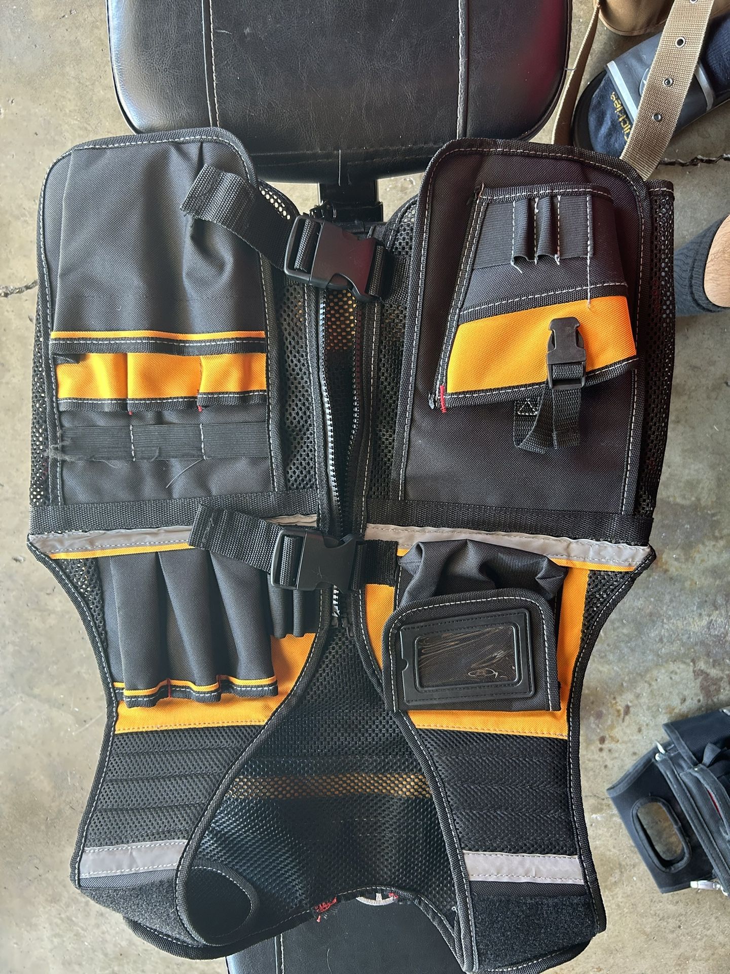 Work Vest With Integrated Tool Pouch