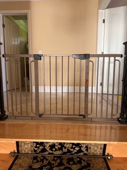 Cumbor Extra-Wide Baby Gate with Walk-Through Door