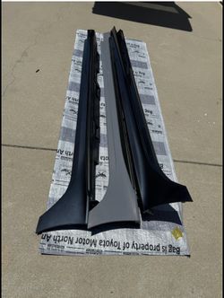 lower molding