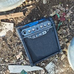 Line 6 Amp Battery powered 
