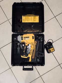 20v Brushless DeWalt Concrete nailer