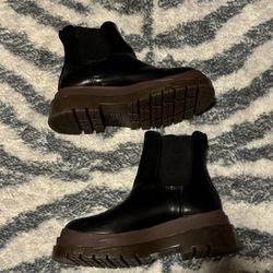 Urban Outfitters Boots