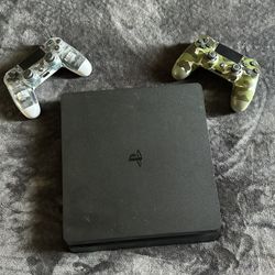 PS4 Slim