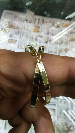 14k italian gold 2 inch long 7.7 grams