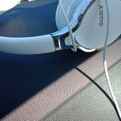 White  & Silver Sony Headphones 