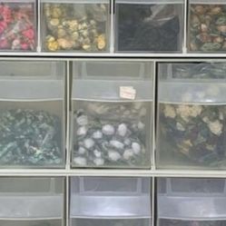 Stackable storage bins with flowers/accessories