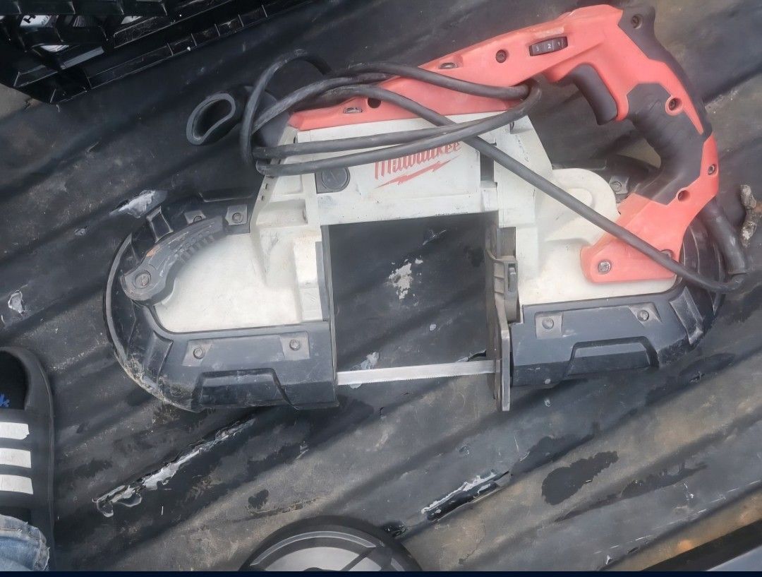 Corded Milwaukee Bandsaw