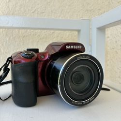 Samsung WB1100F 16.4MP 35x Zoom Camera WiFi + 128GB SD Card 